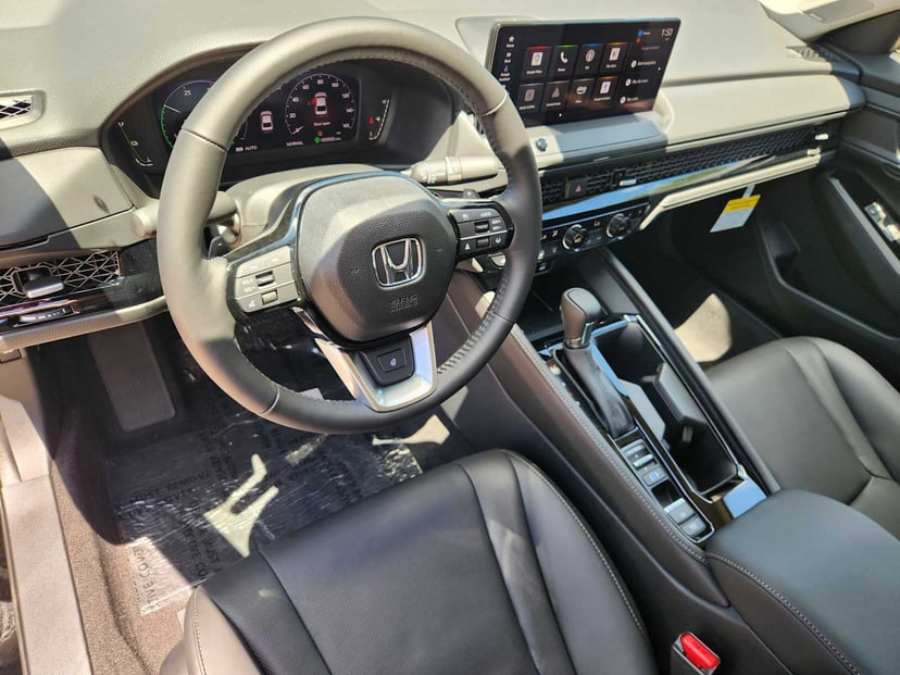 2026 Honda Accord Hybrid - Image 11