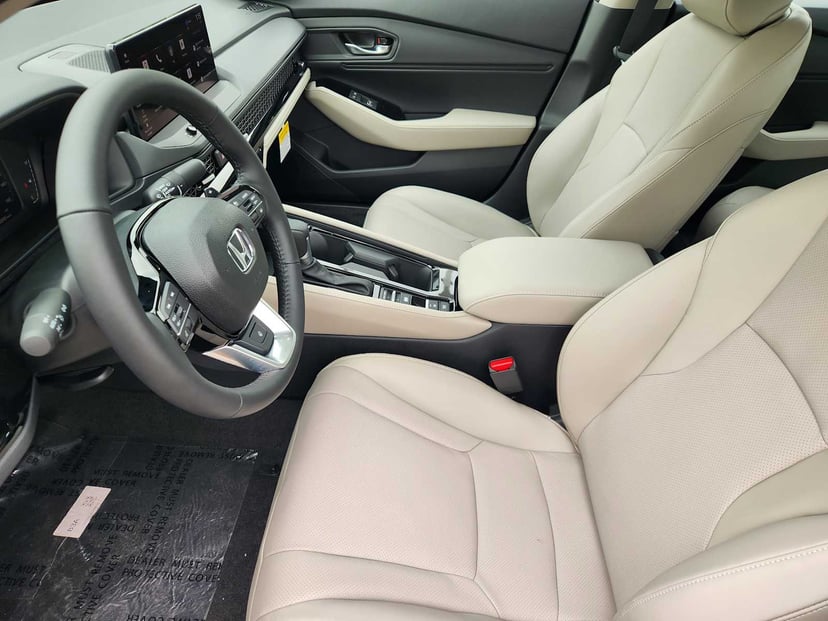2026 Honda Accord Hybrid - Image 9