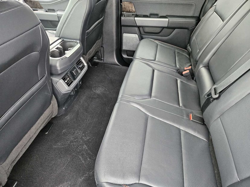 2023 Ford F-150 - Image 30