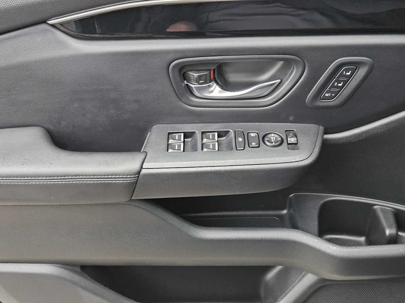 2023 Honda Pilot - Image 22
