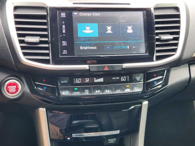 2017 Honda Accord - Image 17