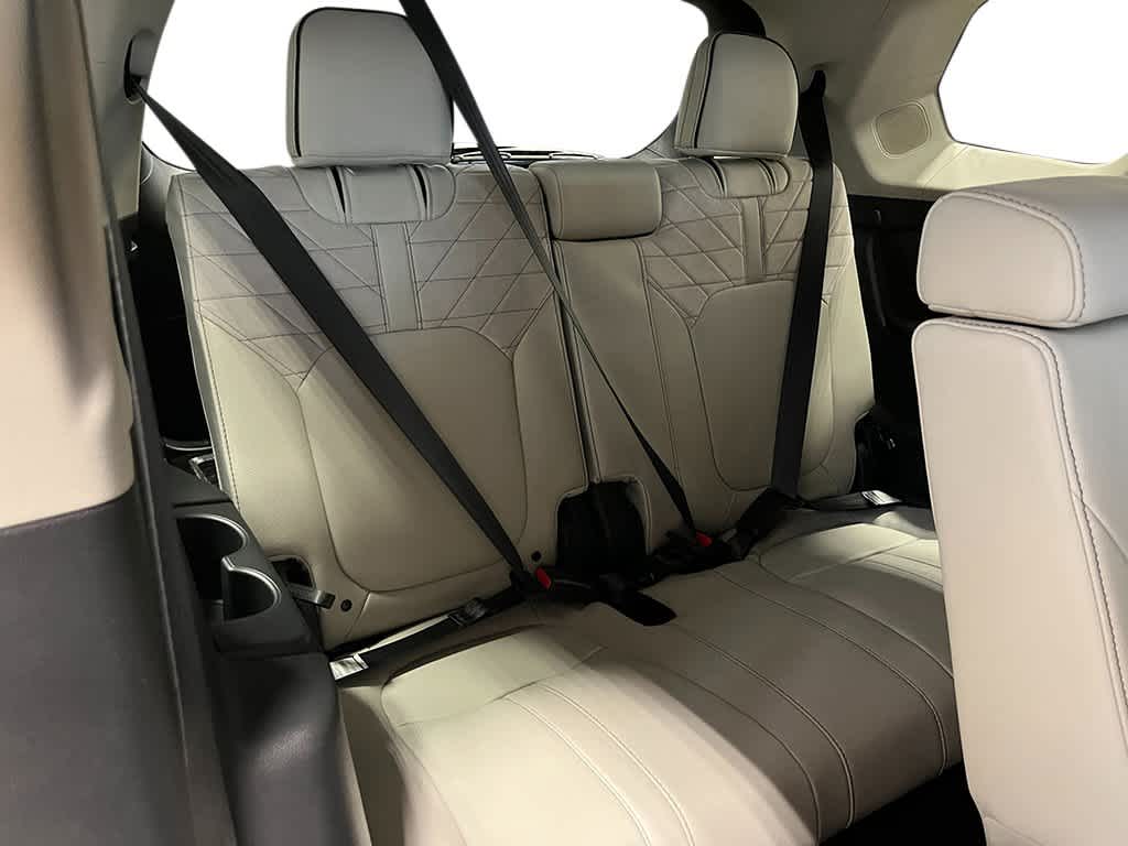 2026 Honda Pilot - Image 25