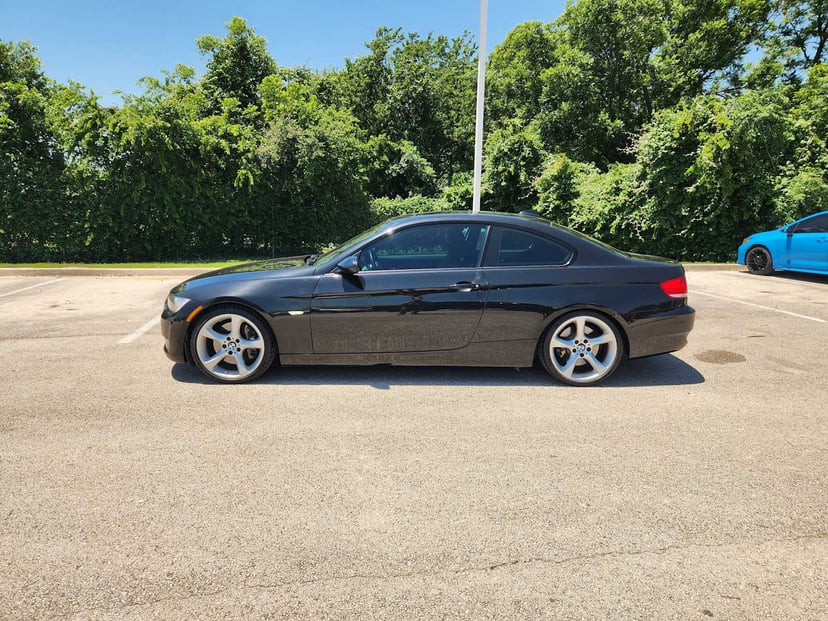 2009 BMW 335i - Image 4