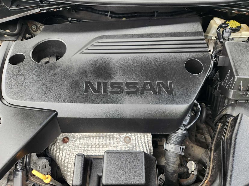 2016 Nissan Altima - Image 31