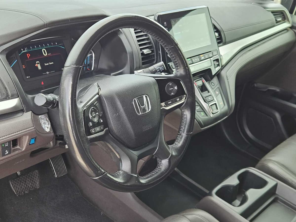 2019 Honda Odyssey - Image 2