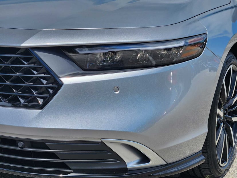 2025 Honda Accord Hybrid - Image 7