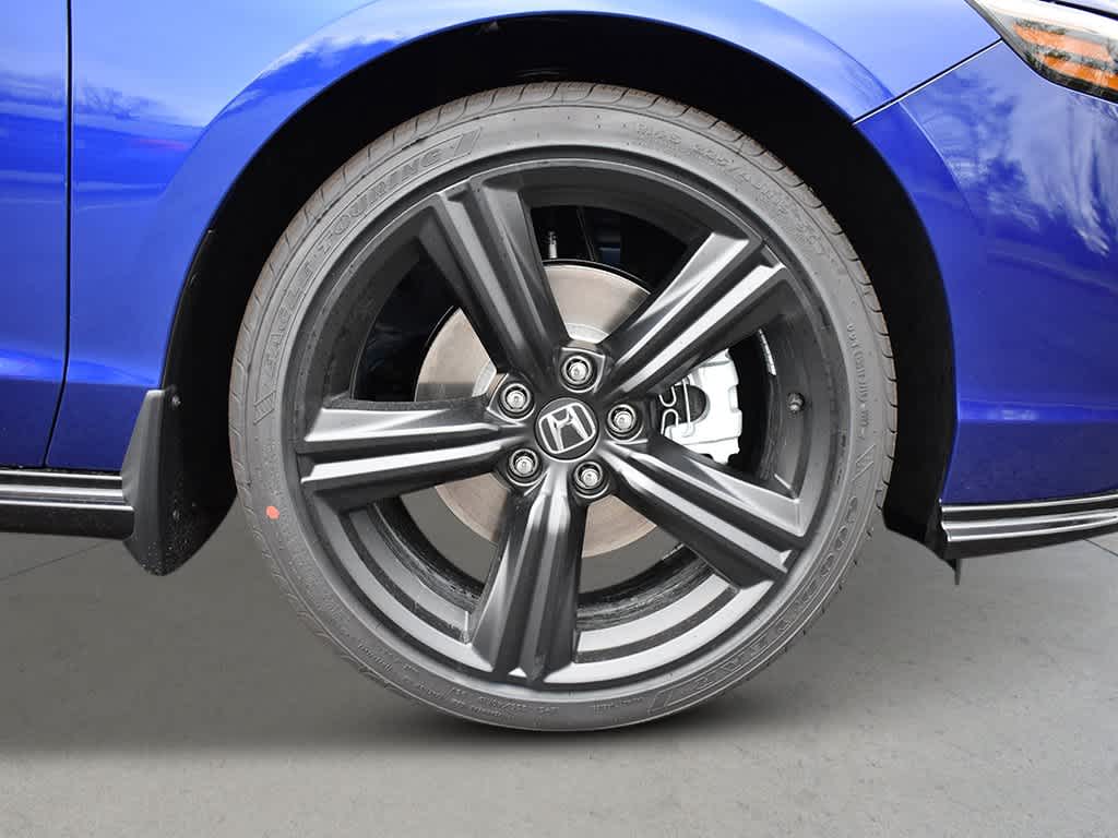 2026 Honda Accord Hybrid - Image 9