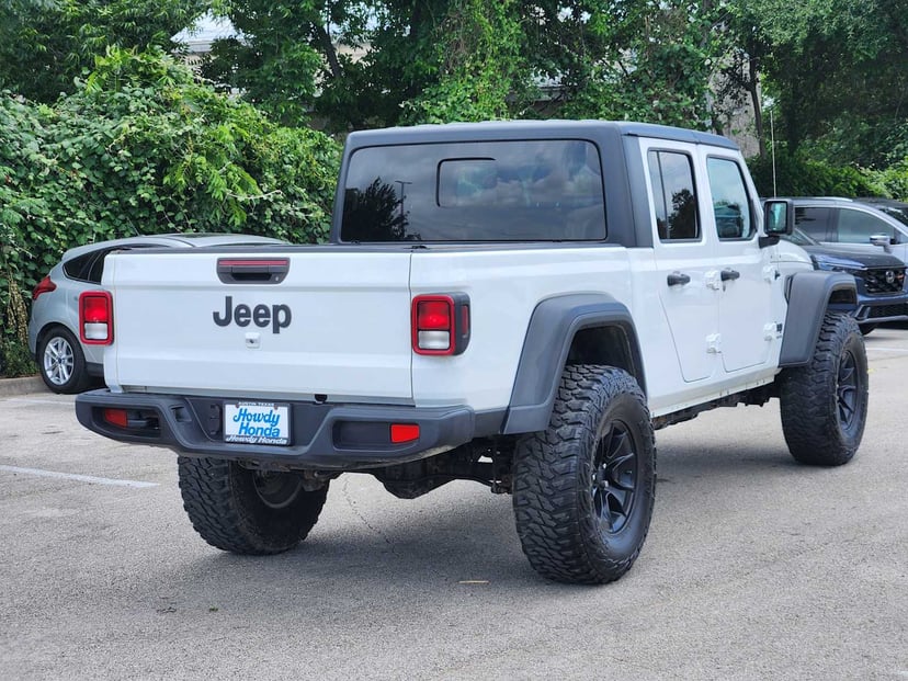 2020 Jeep Gladiator - Image 6
