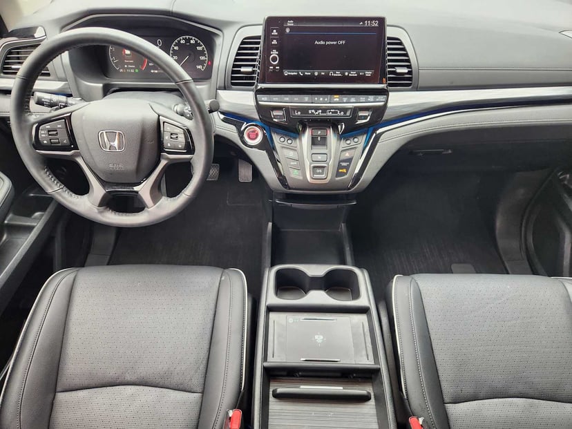 2025 Honda Odyssey - Image 26