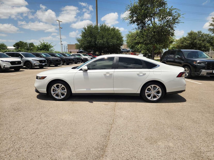 2025 Honda Accord - Image 2