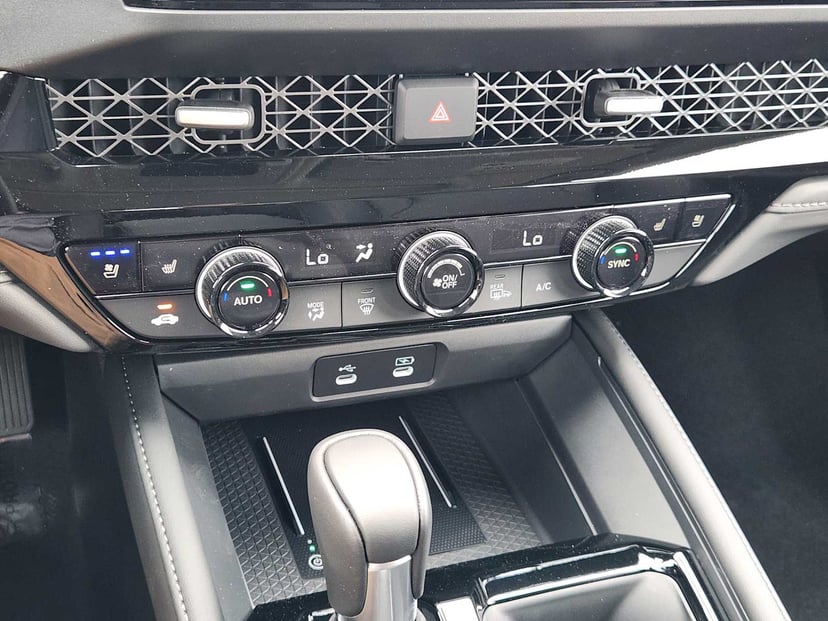 2026 Honda Accord Hybrid - Image 15