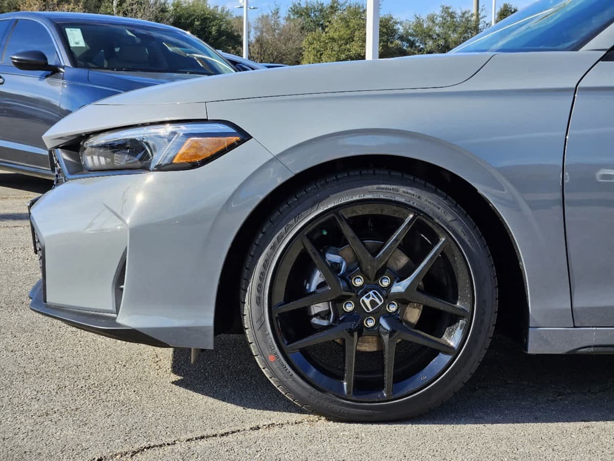 2026 Honda Civic - Image 8