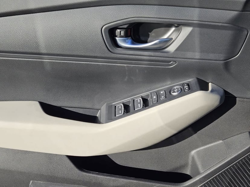 2025 Honda Accord - Image 14