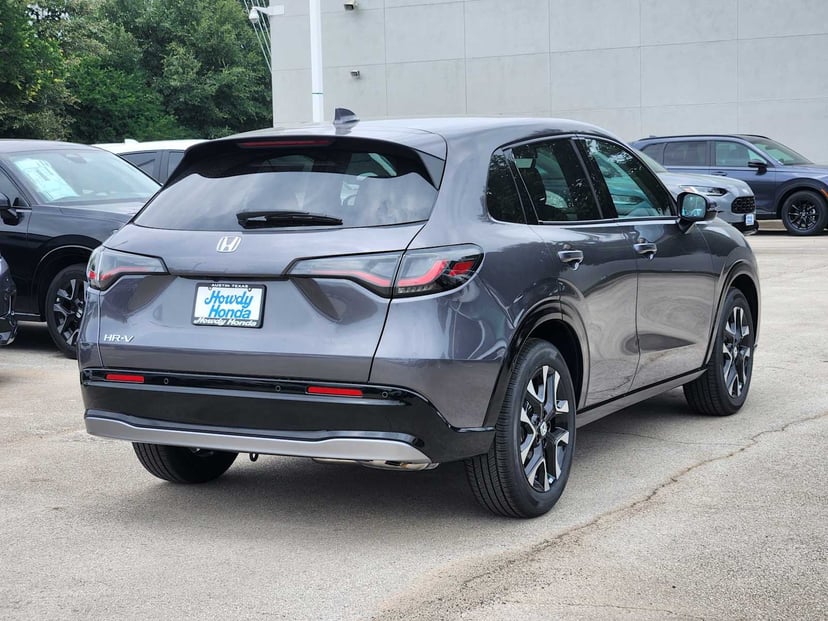 2027 Honda HR-V - Image 4
