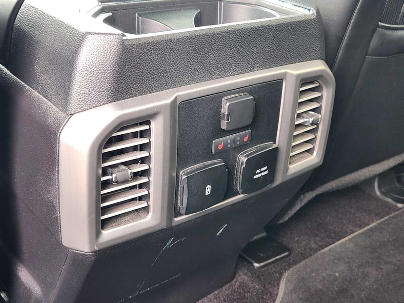 2017 Ford F-150 - Image 30