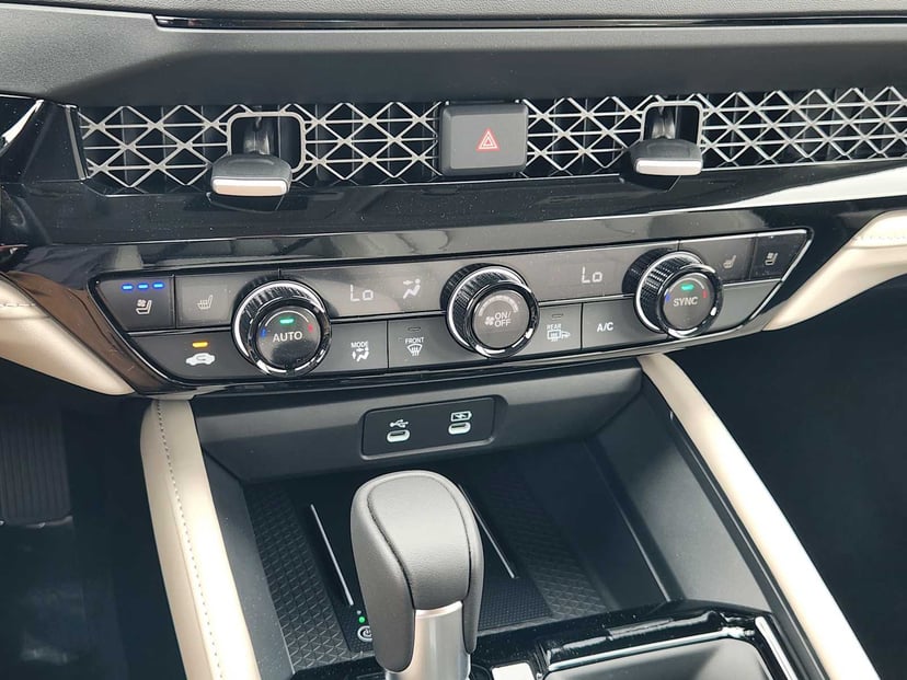 2026 Honda Accord Hybrid - Image 15