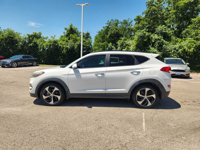 2016 Hyundai Tucson - Image 4