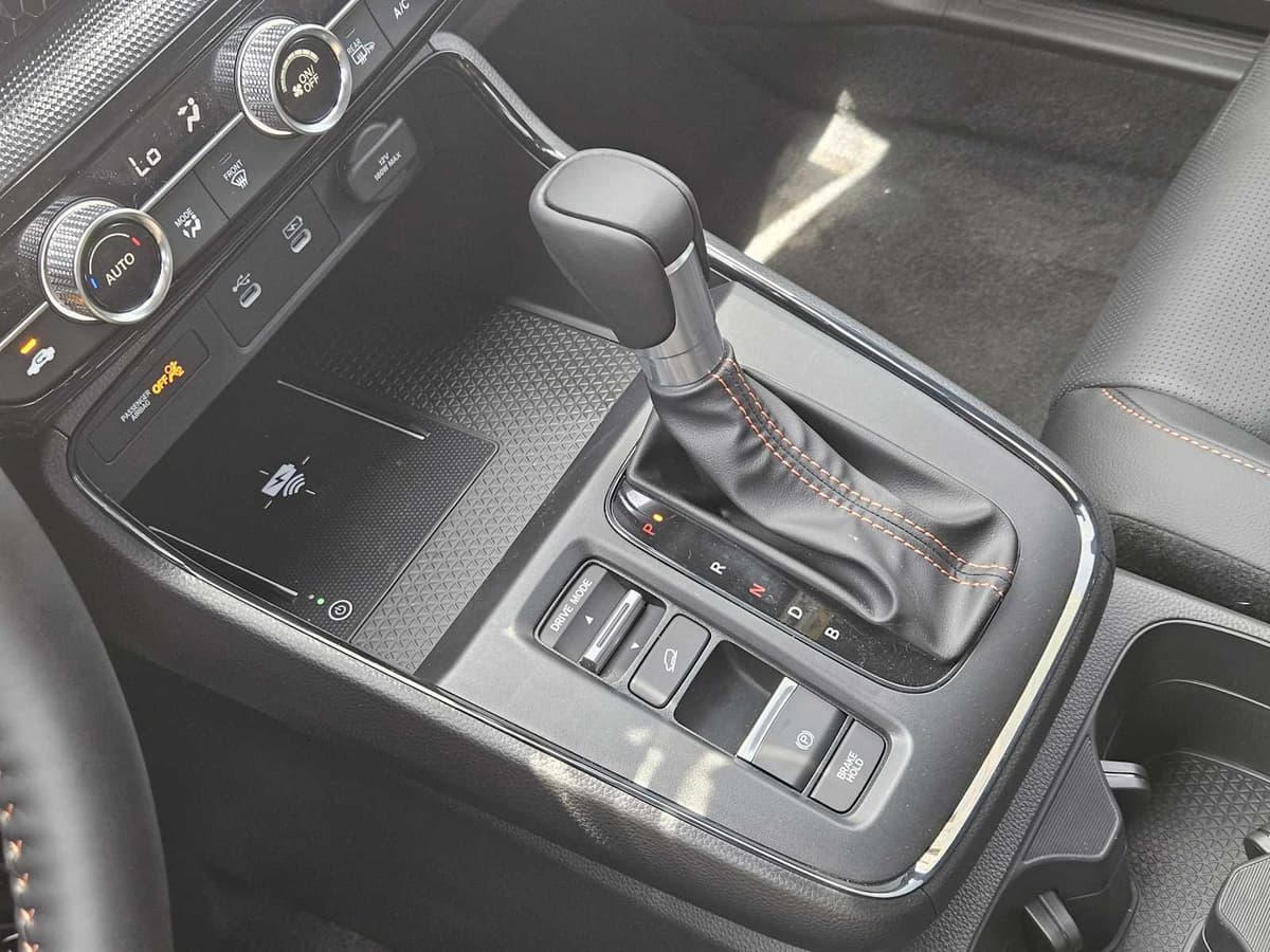 2026 Honda CR-V Hybrid - Image 17