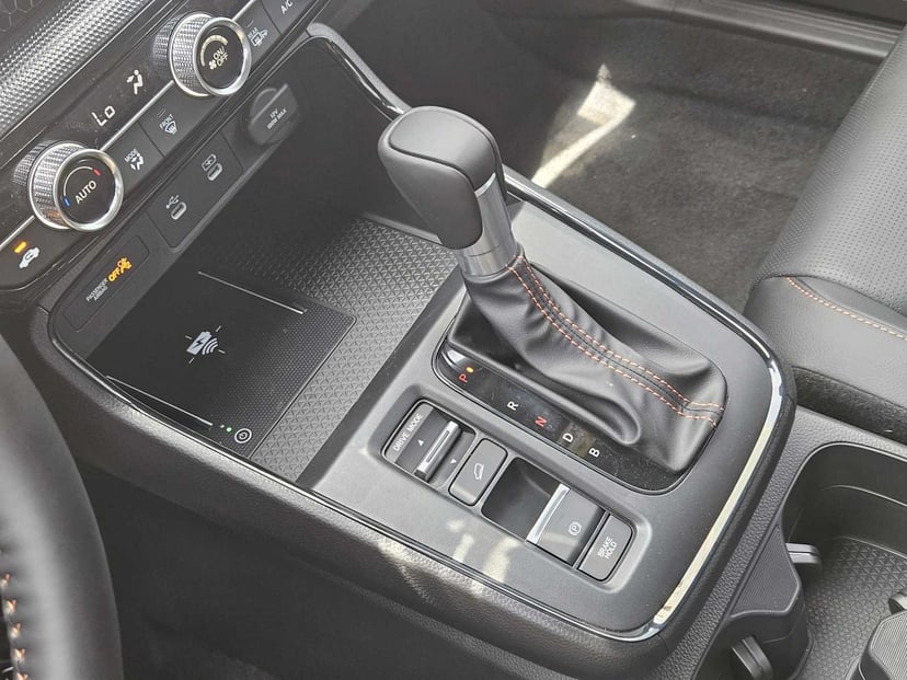 2026 Honda CR-V Hybrid - Image 17