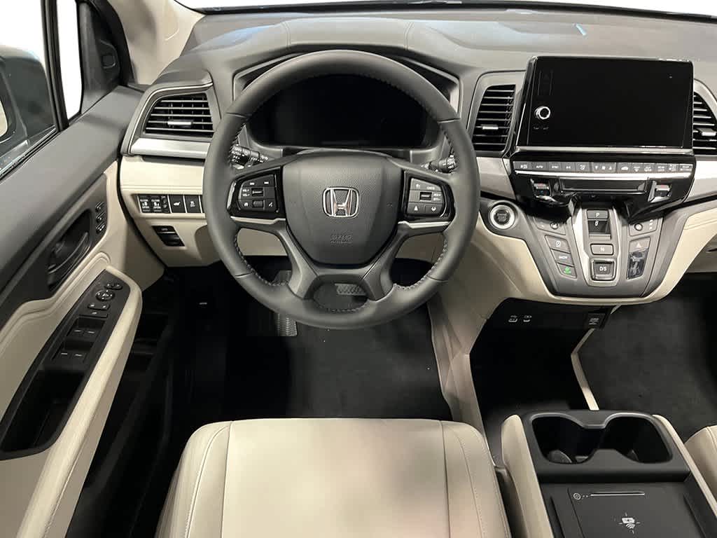 2026 Honda Odyssey - Image 14