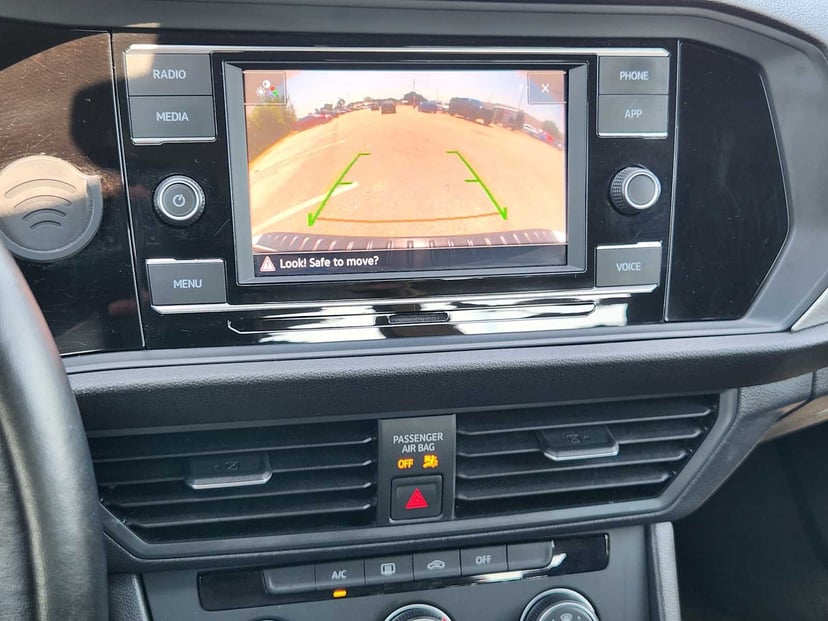 2023 Volkswagen Jetta - Image 18