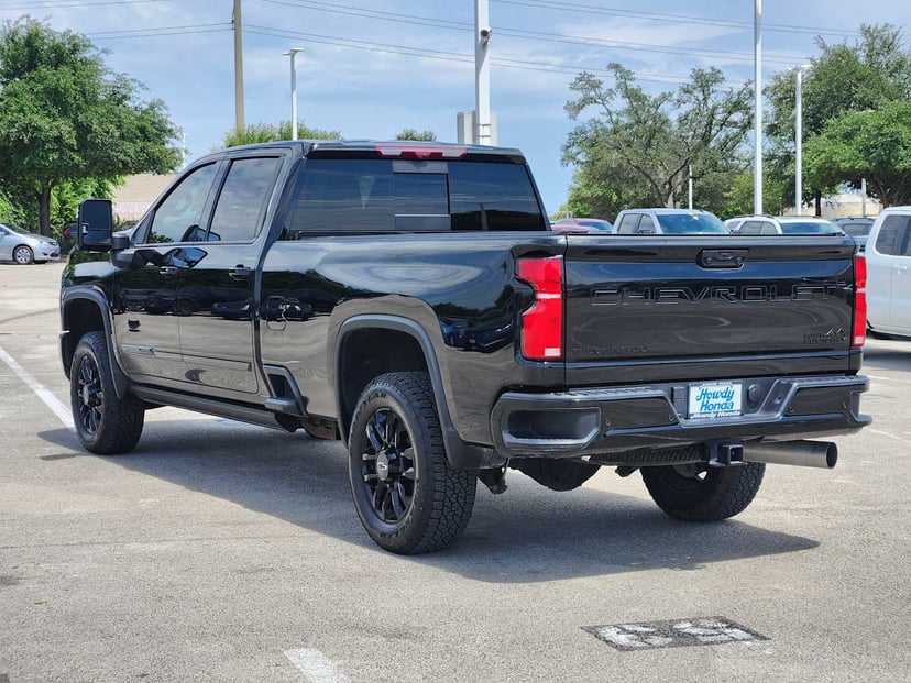 2026 Chevrolet Silverado 3500HD - Image 5