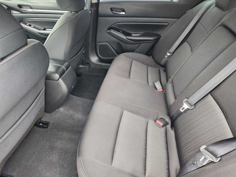 2021 Nissan Altima - Image 30