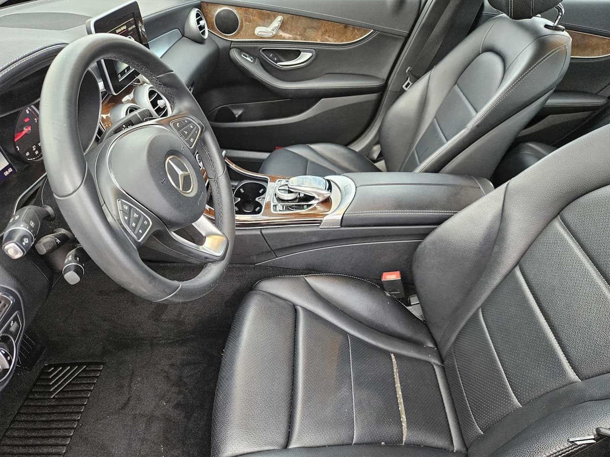 2016 Mercedes-Benz C 300 - Image 11