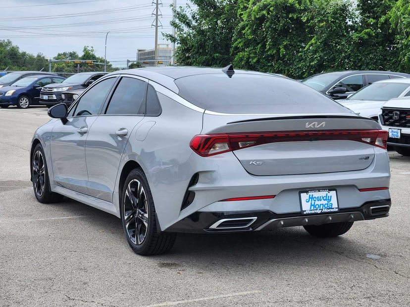 2022 Kia K5 - Image 5