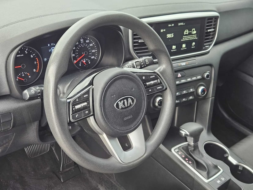 2022 Kia Sportage - Image 2
