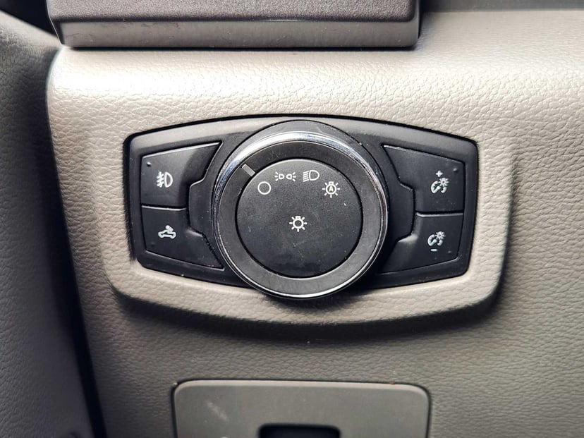 2017 Ford F-150 - Image 22