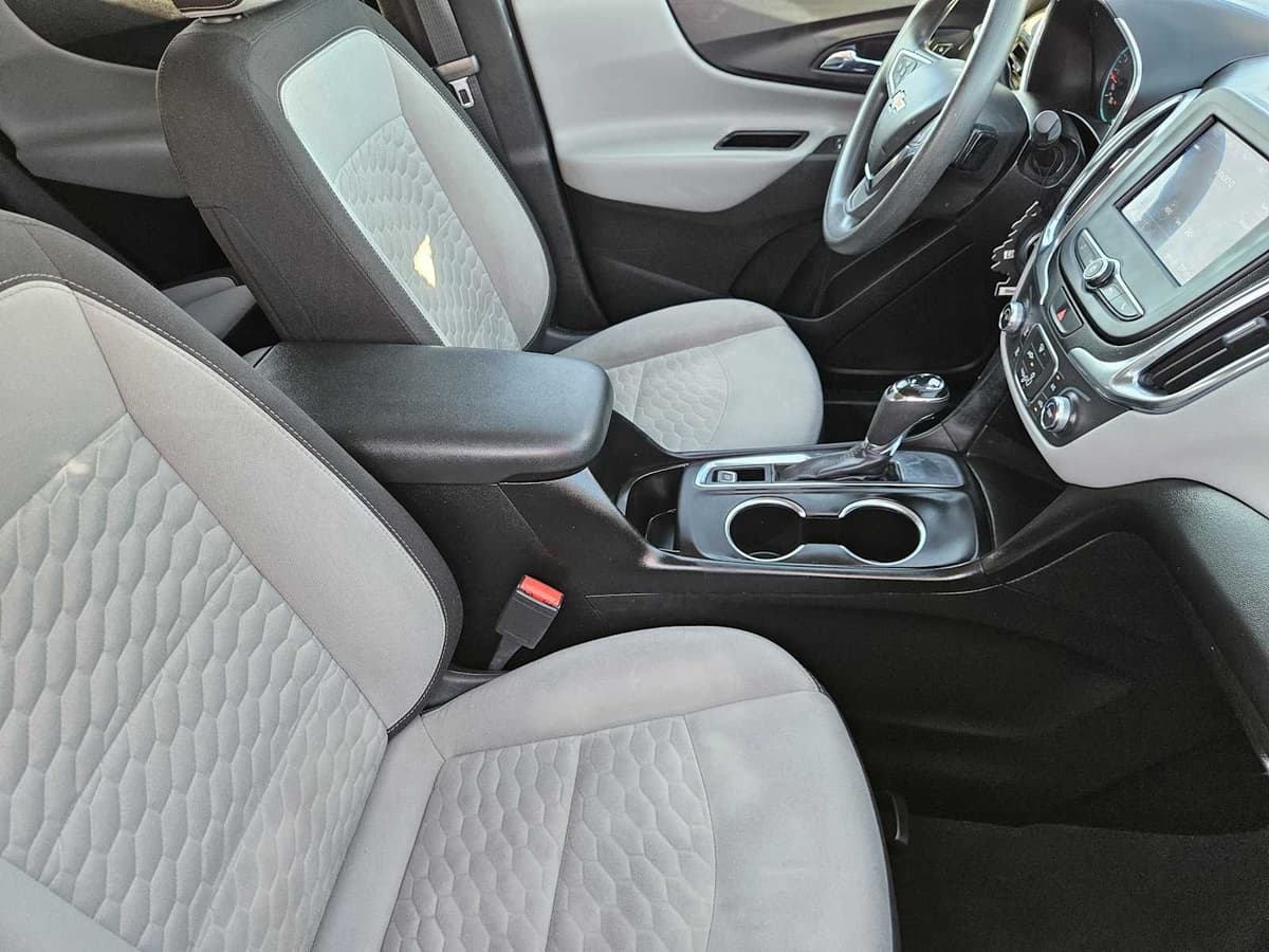 2021 Chevrolet Equinox - Image 13