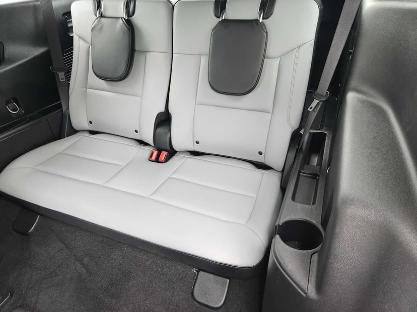 2021 Ford Explorer - Image 31