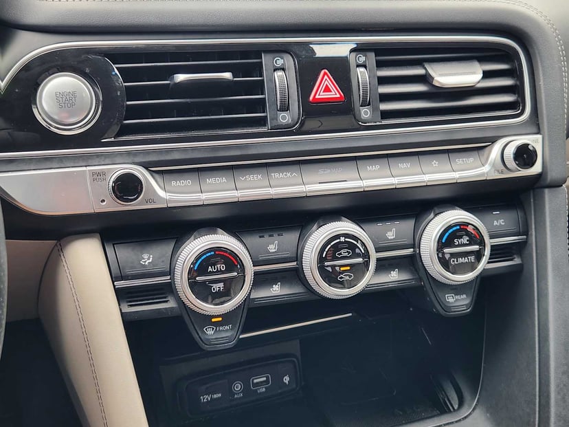 2019 Genesis G70 - Image 19