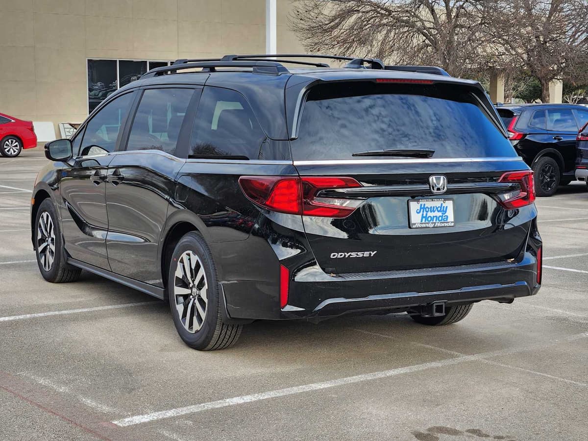 2026 Honda Odyssey - Image 4