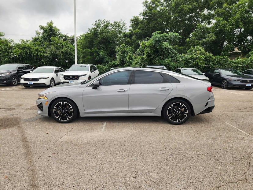 2022 Kia K5 - Image 4