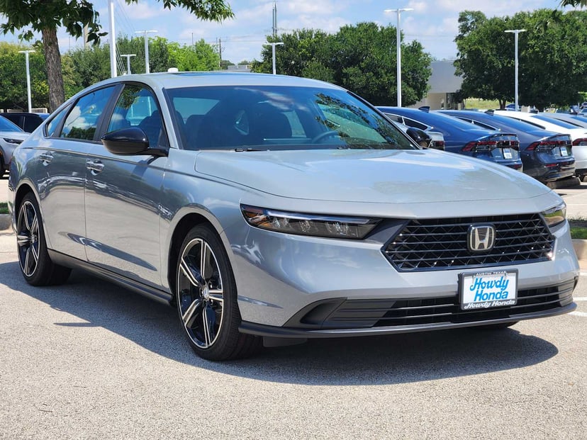 2026 Honda Accord Hybrid - Image 2