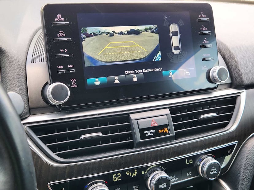 2022 Honda Accord - Image 18