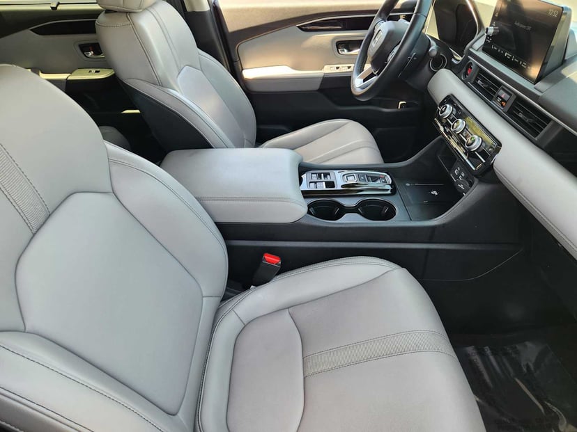 2023 Honda Pilot - Image 13