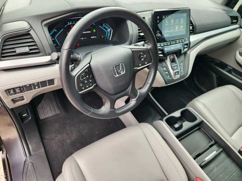 2024 Honda Odyssey - Image 2
