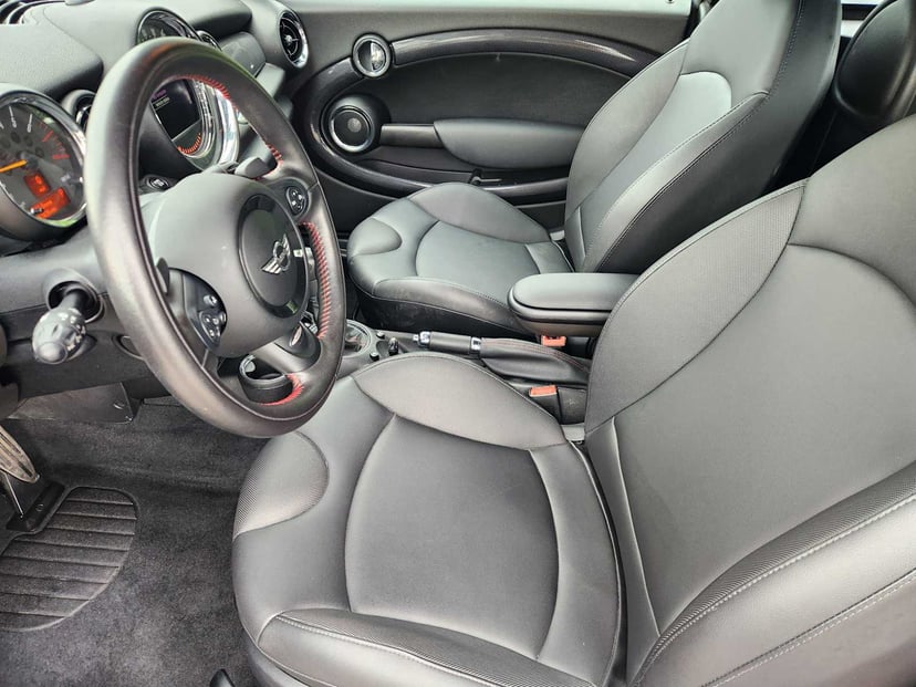 2015 MINI Coupe - Image 13