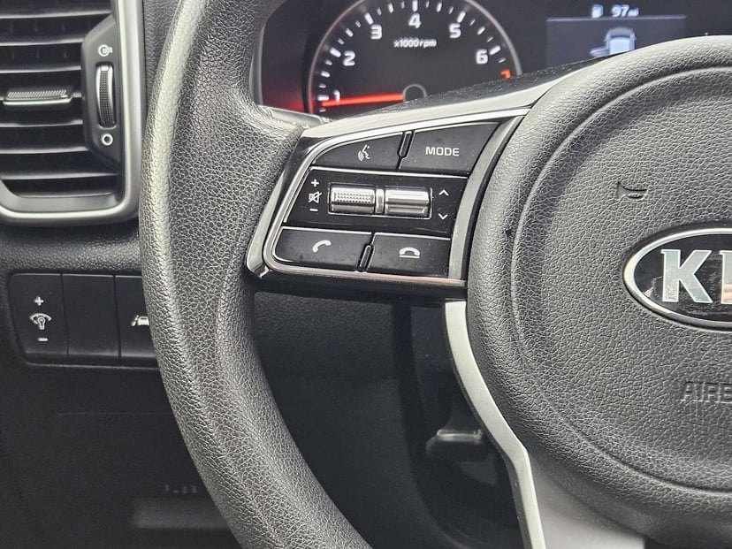 2022 Kia Sportage - Image 24