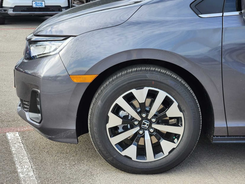 2026 Honda Odyssey - Image 8