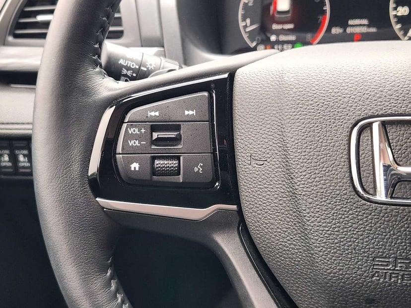 2025 Honda Odyssey - Image 28
