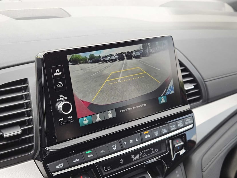 2026 Honda Odyssey - Image 15