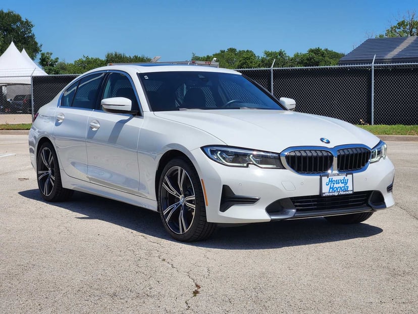 2021 BMW 330i xDrive - Image 3