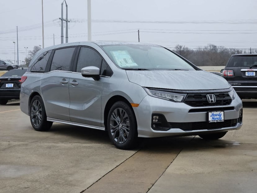 2026 Honda Odyssey - Image 3