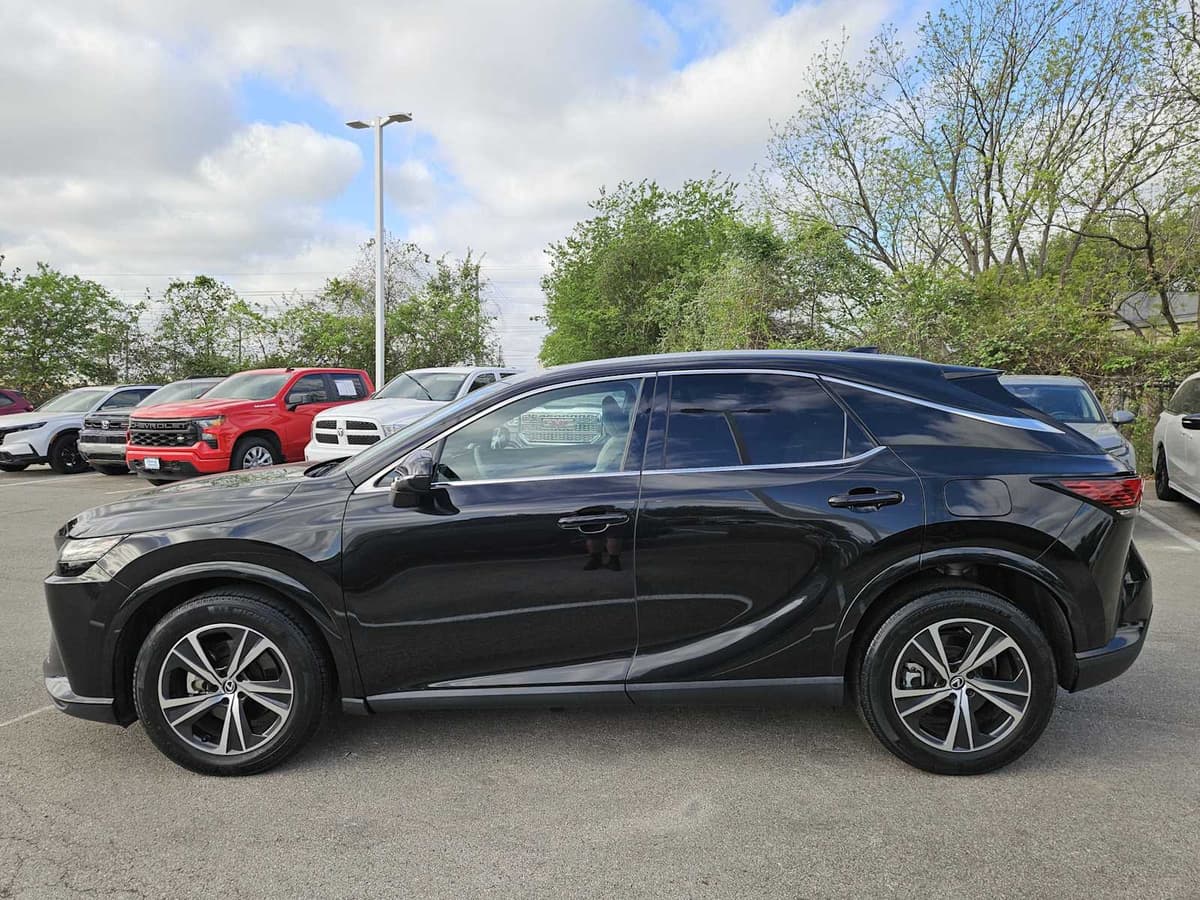 2023 LEXUS RX - Image 4