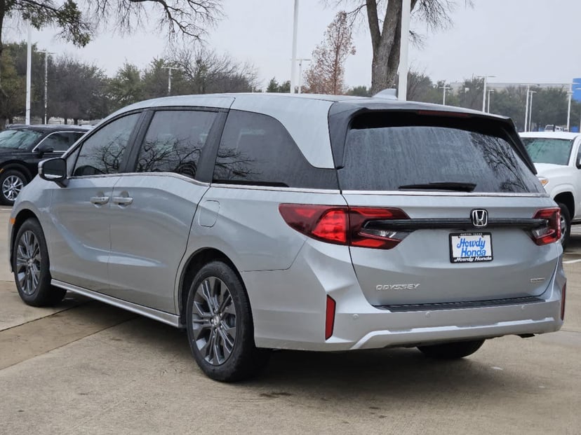 2026 Honda Odyssey - Image 4