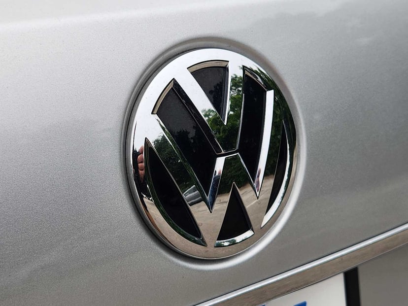 2016 Volkswagen Passat - Image 12